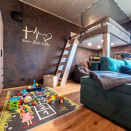 Alex Slovenský Raj *